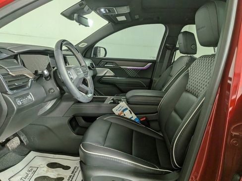 Certified 2025 GMC Acadia Denali w/ Super Cruise Package AWD/4WD image 22