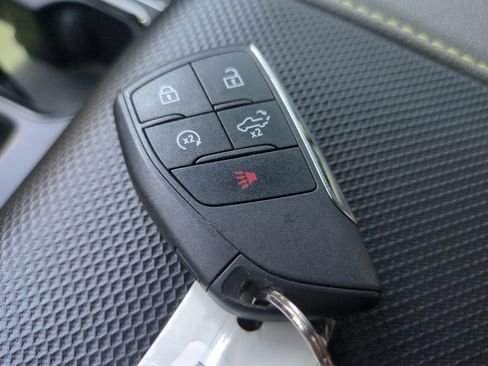 Used 2023 Chevrolet Silverado 1500 ZR2 image 29