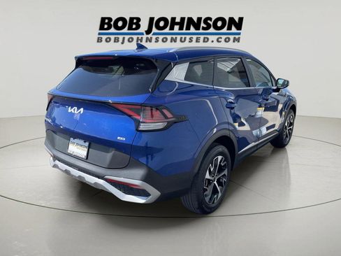 Used 2023 Kia Sportage EX AWD/4WD image 3