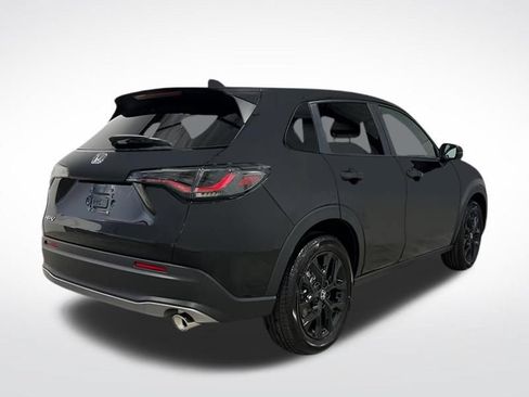 Used 2023 Honda HR-V Sport image 8