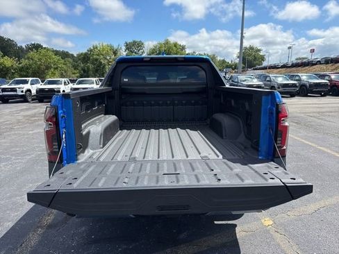 New 2026 Chevrolet Silverado EV LT AWD/4WD image 9