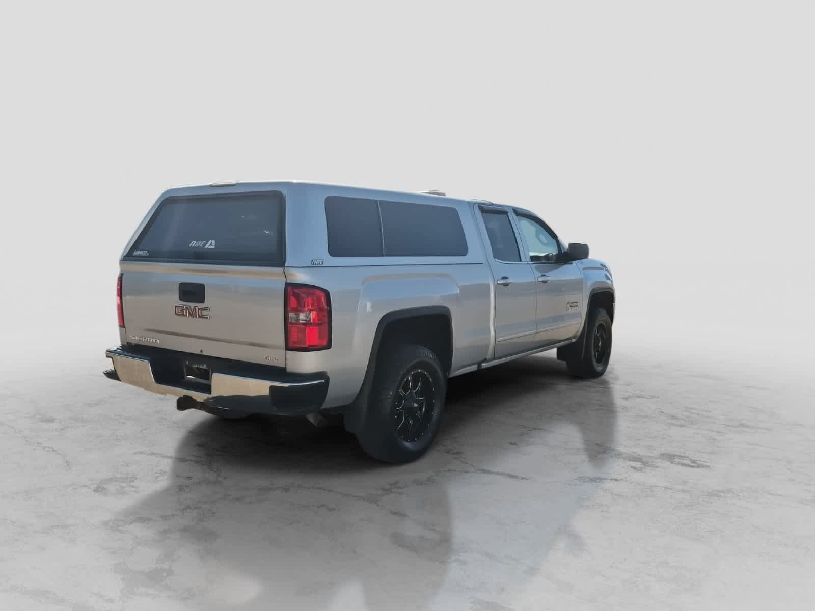 Used 2016 GMC Sierra 1500 SLE w/ Suspension Package, Off-Road AWD/4WD image 8