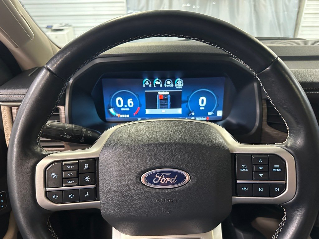 Used 2024 Ford Expedition Limited AWD/4WD image 10