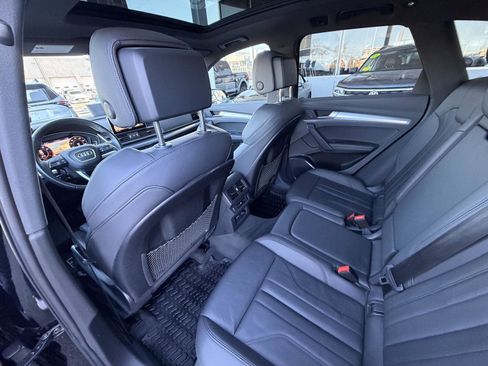 Used 2020 Audi Q5 2.0T Titanium Premium Plus w/ Premium Plus Package image 38