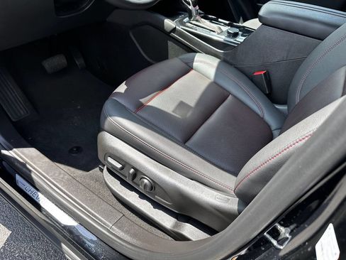Certified 2025 Chevrolet Blazer RS w/ Enhanced Convenience Package FWD image 13