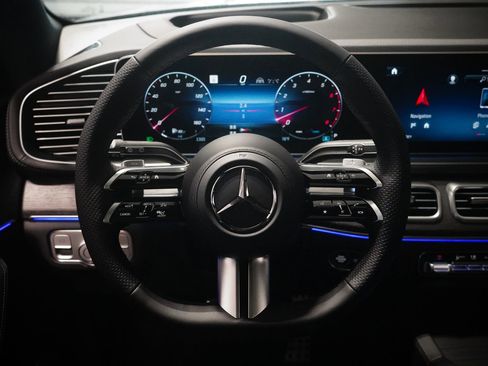 New 2026 Mercedes-Benz GLS 450 4MATIC image 19