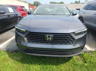 Used 2023 Honda Accord EX video 2