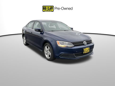 Used 2013 Volkswagen Jetta TDI image 1