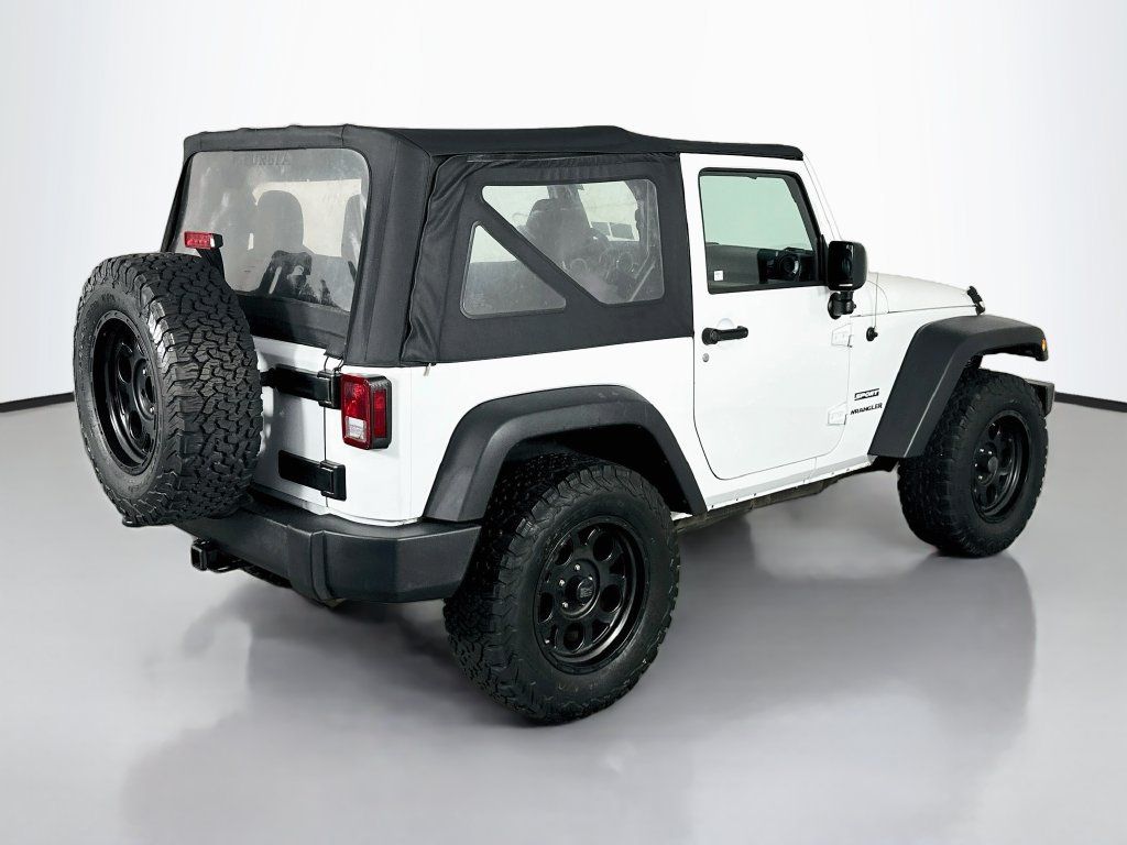 Used 2015 Jeep Wrangler Sport w/ Connectivity Group AWD/4WD image 7