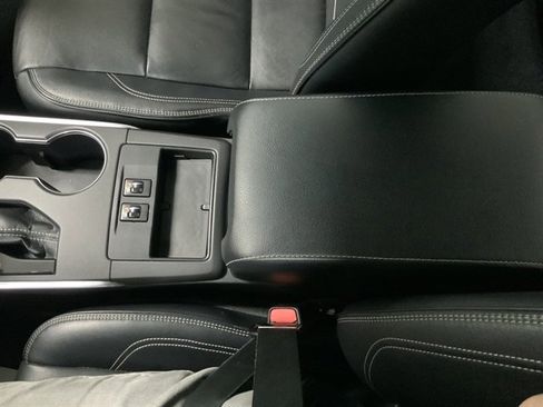 Used 2016 Toyota Camry XLE w/ Protection Package (Q2) FWD image 33