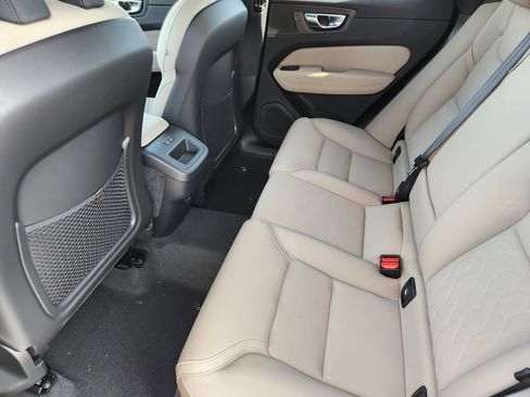 New 2026 Volvo XC60 B5 Plus w/ Protection Package Premier AWD/4WD image 19