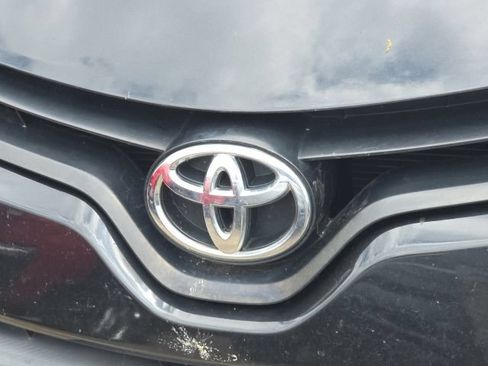 Used 2015 Toyota Corolla L FWD image 9