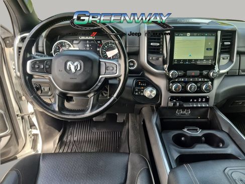 Used 2022 RAM 1500 Laramie w/ Sport Appearance Package AWD/4WD image 9