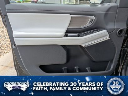 Certified 2025 Ford Expedition Platinum w/ Driver's Package