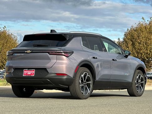 New 2026 Chevrolet Equinox EV LT image 4