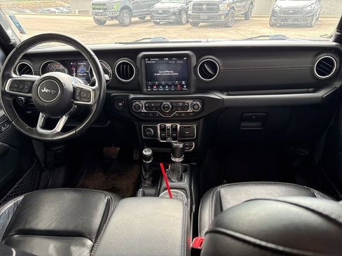 Used 2020 Jeep Gladiator Overland AWD/4WD image 10