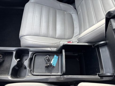 Used 2017 Honda CR-V EX image 29