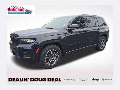 Used 2024 Jeep Grand Cherokee Trailhawk w/ Luxury Tech Group III AWD/4WD image 1