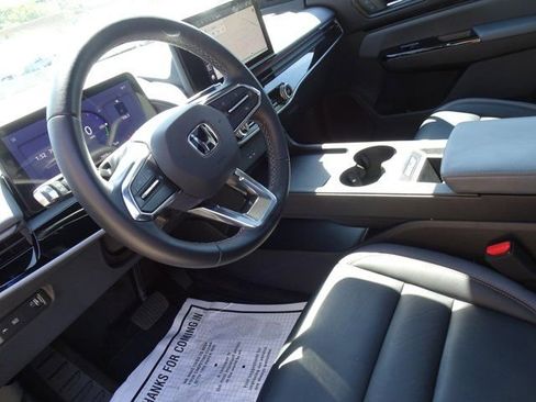 Used 2024 Honda Prologue Touring image 14