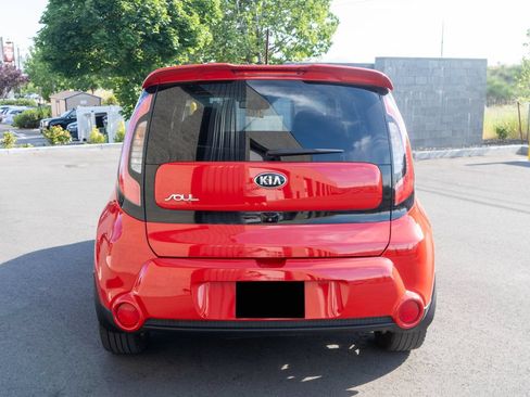Used 2016 Kia Soul ! w/ Premium Package FWD image 6