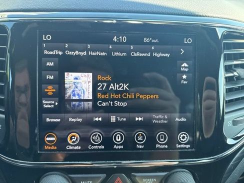 Used 2021 Jeep Grand Cherokee Laredo X AWD/4WD image 18