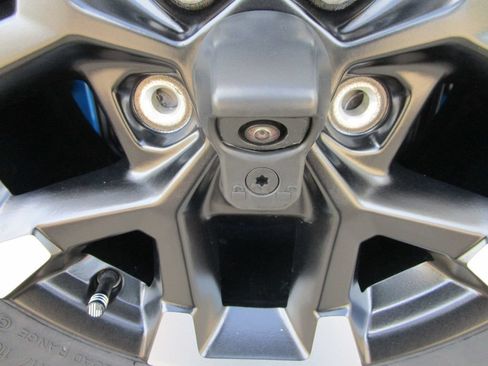 Used 2024 Jeep Wrangler Unlimited Rubicon w/ Technology Group AWD/4WD image 20