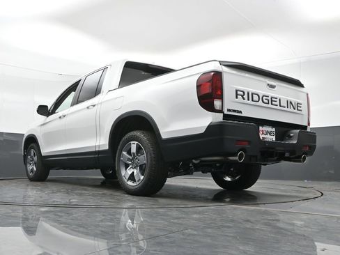 New 2025 Honda Ridgeline RTL image 45