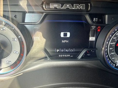 Used 2022 RAM 2500 Limited w/ Night Edition AWD/4WD image 16