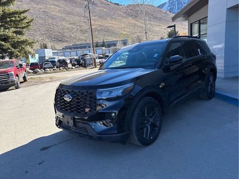New 2026 Ford Explorer ST w/ Sun And Sound Package AWD/4WD image 8