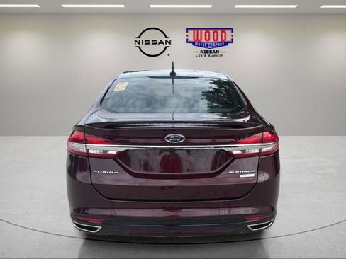 Used 2018 Ford Fusion Platinum FWD image 3