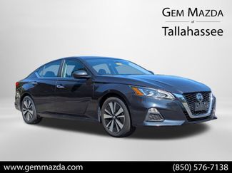 Used 2022 Nissan Altima 2.5 SV image 1