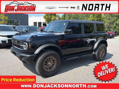 Used 2025 Ford Bronco Outer Banks w/ Sasquatch Package AWD/4WD image 1