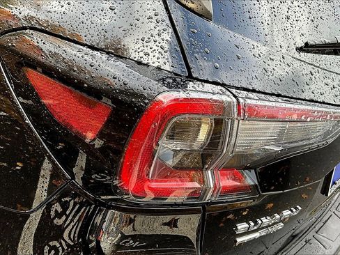 Used 2022 Subaru Outback Premium image 21