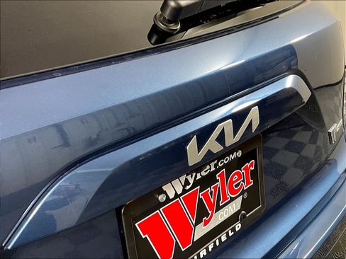 Used 2023 Kia Niro EX Touring FWD image 24