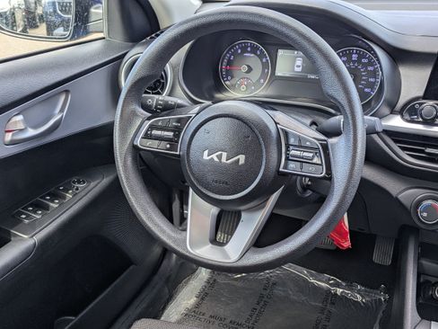 Used 2024 Kia Forte LXS FWD image 15