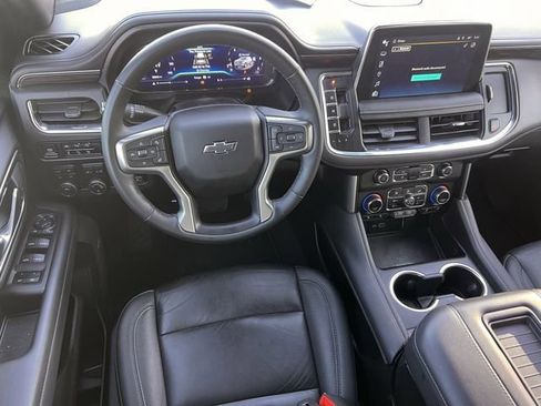 Used 2024 Chevrolet Tahoe Z71 w/ Luxury Package image 11