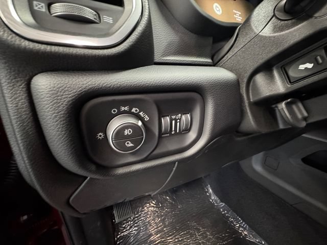 New 2026 RAM 2500 Laramie AWD/4WD image 27