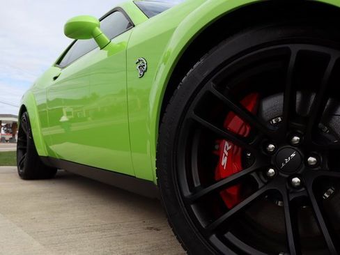 Used 2023 Dodge Challenger SRT Hellcat Widebody image 2