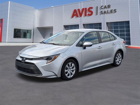 Used 2024 Toyota Corolla LE image 1