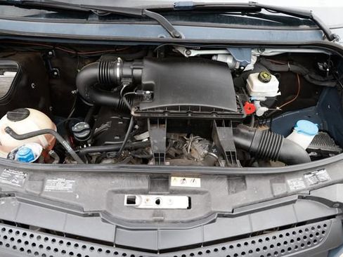 Used 2018 Mercedes-Benz Sprinter 2500 image 19