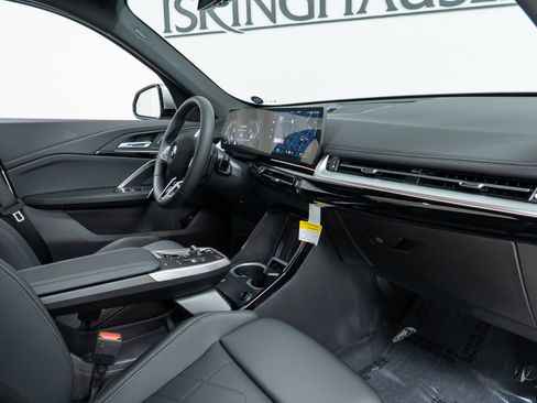 New 2025 BMW X1 xDrive28i w/ M Sport Package image 21