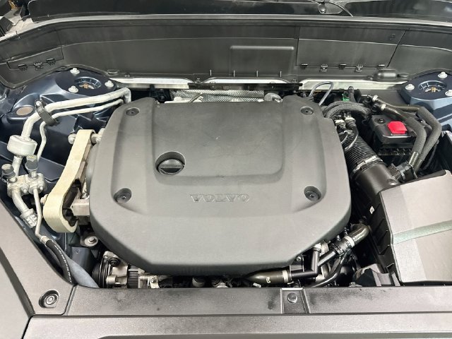 Used 2023 Volvo XC90 B6 Core w/ Climate Package AWD/4WD image 31