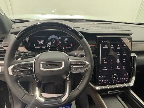Used 2026 GMC Acadia Denali Ultimate w/ LPO, All-Weather Package AWD/4WD image 28