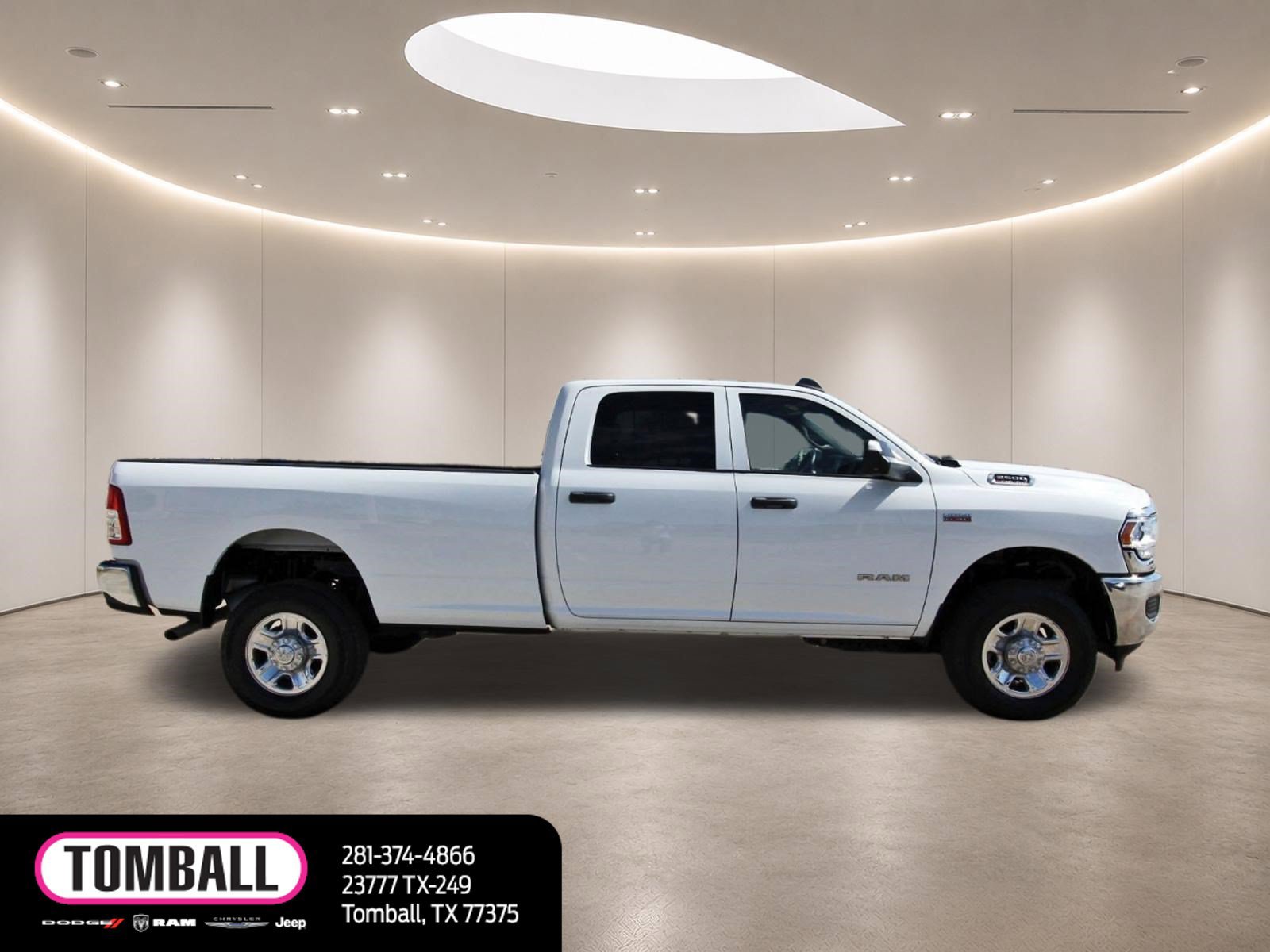 Used 2022 RAM 2500 Tradesman w/ Chrome Appearance Group AWD/4WD image 8