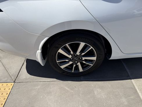 Used 2025 Nissan Versa SV w/ Trunk Package FWD image 15