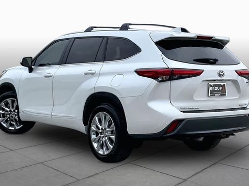 Used 2023 Toyota Highlander Limited AWD/4WD image 12
