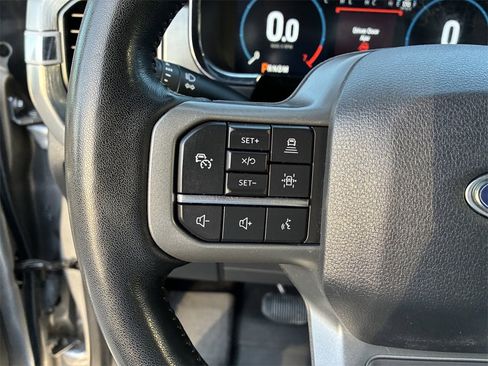 Used 2022 Ford F150 Lariat w/ Equipment Group 502A High image 19