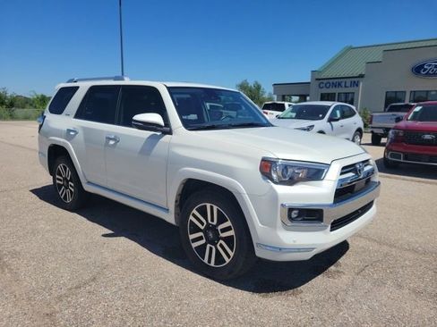 Used 2023 Toyota 4Runner Limited image 23