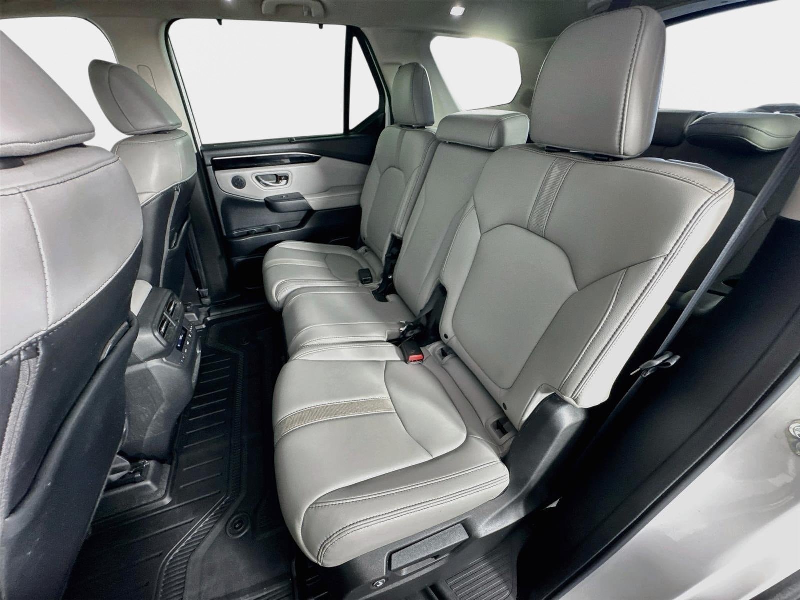 Used 2023 Honda Pilot Touring image 23