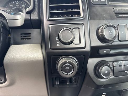 Used 2016 Ford F150 XL w/ Equipment Group 101A Mid image 30